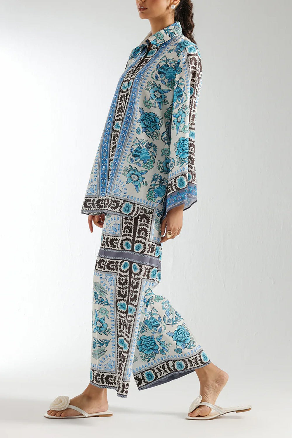 Stitched 2 piece printed shirt and trouser VK-113